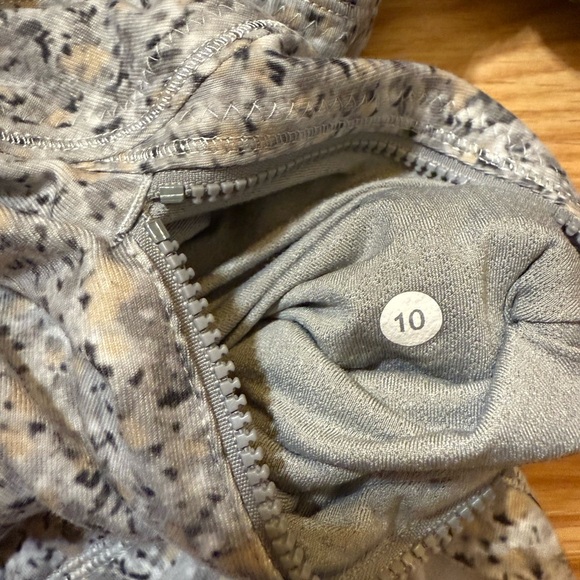 NWOT Lululemon Women's Blue Patterned Define Jacket Size 10 - Picture 6 of 6